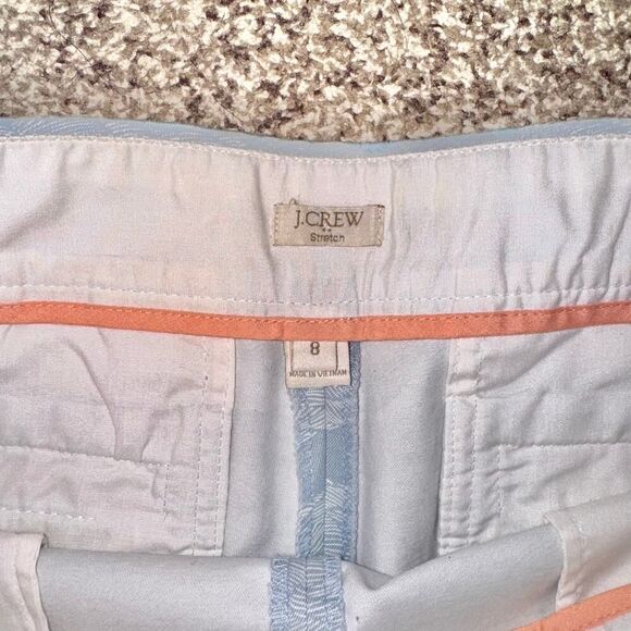 J. Crew Women's Pull On Blue Striped Stretch Summer Shorts Size 8 - Picture 2 of 9